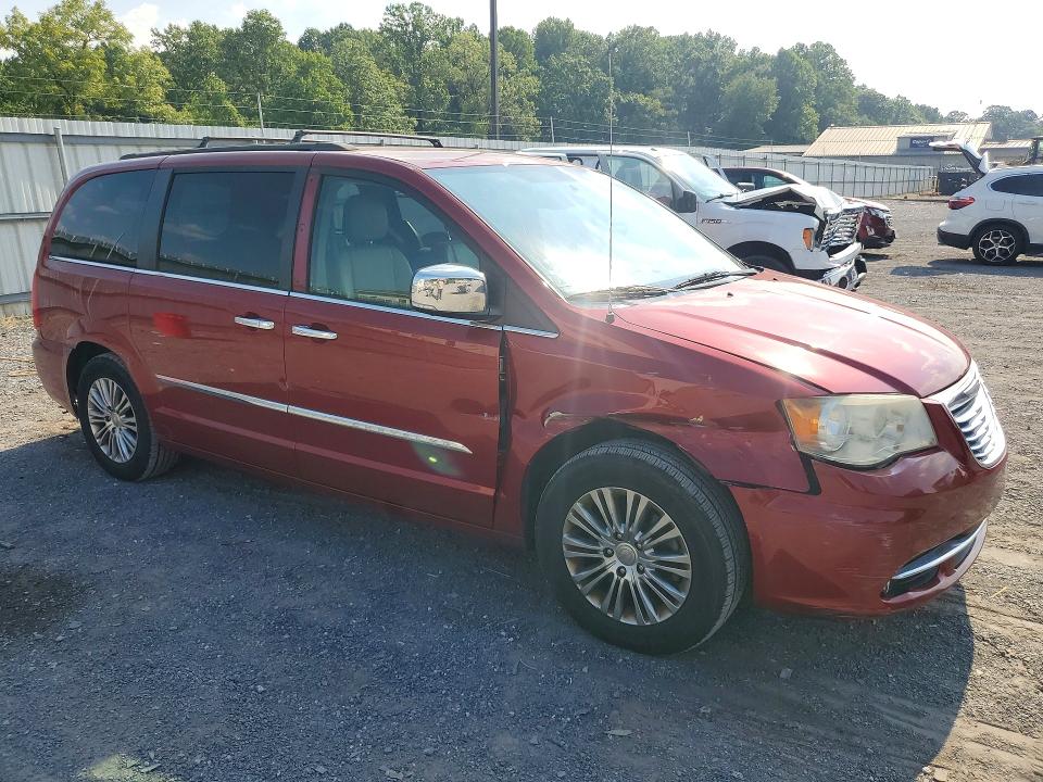 64916696 :رقم المزاد ، 2C4RC1CG0DR565955 vin ، 2013 Chrysler Town & Country مزاد بيع