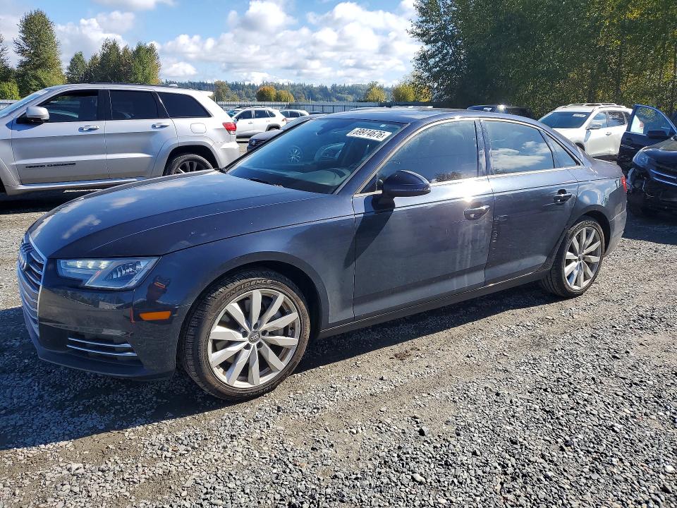 Продаж на аукціоні авто 2017 Audi A4, vin: WAUGNAF48HN032285, номер лоту: 69974676