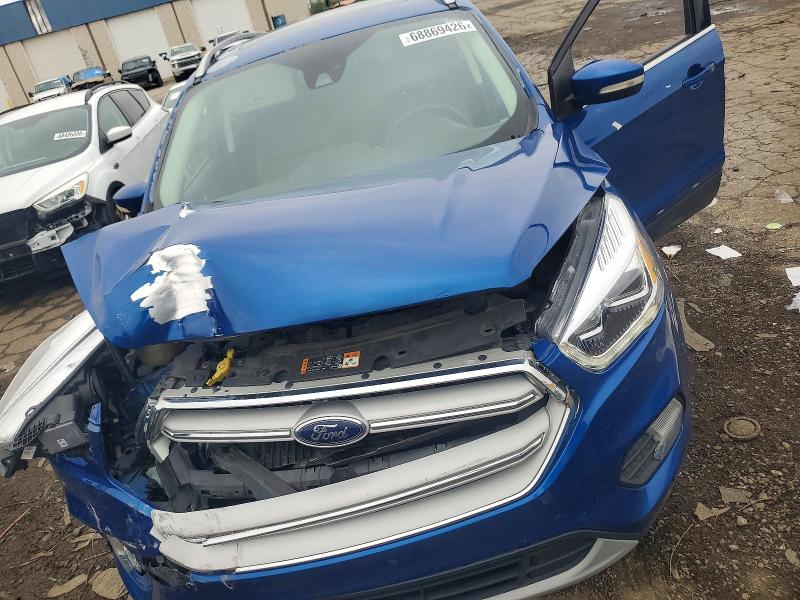 Продажа на аукционе авто 2017 Ford Escape, vin: 1FMCU0JD4HUE57350, номер лота: 68869426