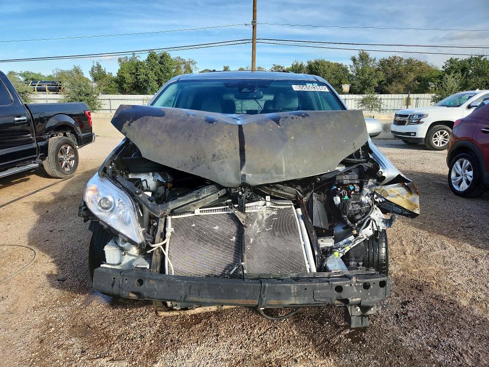 2020 Toyota Sienna მანქანა იყიდება აუქციონზე, vin: 5TDKZ3DC4LS075810, აუქციონის ნომერი: 65650386