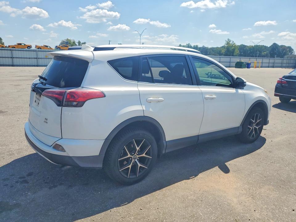 68961096 :رقم المزاد ، JTMJFREV0GJ057475 vin ، 2016 Toyota Rav4 مزاد بيع