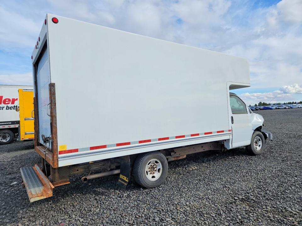 67916356 :رقم المزاد ، 1GB0GSFG0J1344813 vin ، 2018 Chevrolet Express G3500 مزاد بيع