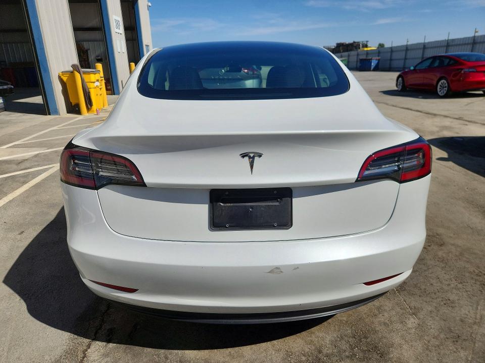 Продажа на аукционе авто 2023 Tesla Model 3, vin: 5YJ3E1EA8PF452294, номер лота: 70015616