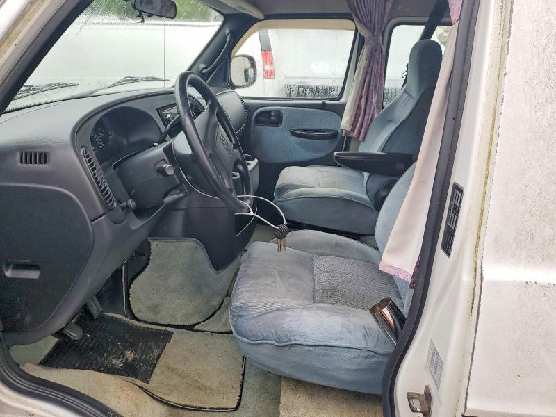 69371156 :رقم المزاد ، 2B6KB31Y81K526017 vin ، 2001 Dodg Ram مزاد بيع
