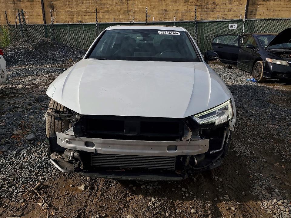 Aukcja sprzedaży 2018 Audi A4, vin: WAUENAF49JA226621, numer aukcji: 69712756
