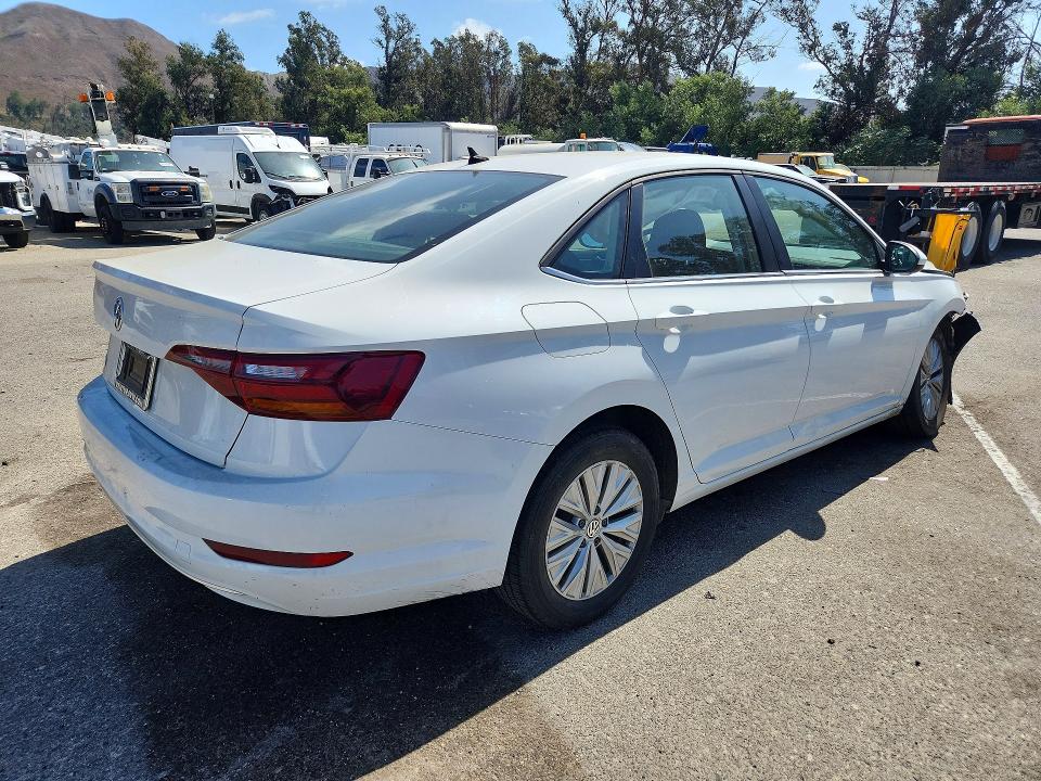 69444056 :رقم المزاد ، 3VWC57BU0KM264971 vin ، 2019 Volkswagen Jetta مزاد بيع