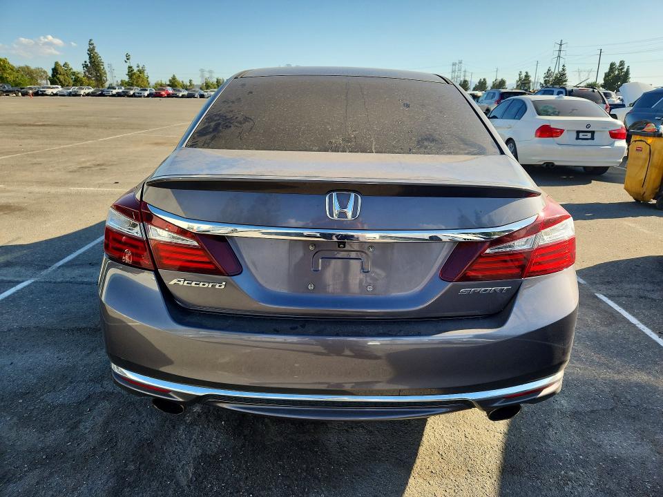 Продажа на аукционе авто 2016 Honda Accord, vin: 1HGCR2F50GA193497, номер лота: 70646456
