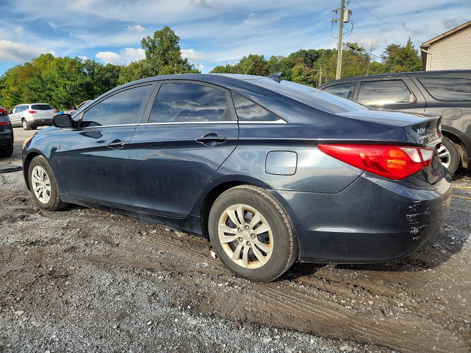 69134286 :رقم المزاد ، 5NPEB4AC3CH414655 vin ، 2012 Hyundai Sonata مزاد بيع