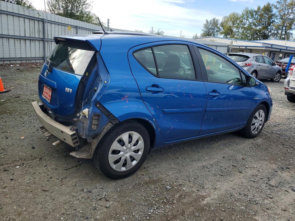 Продажа на аукционе авто 2014 Toyota Prius C, vin: JTDKDTB32E1575031, номер лота: 70901506