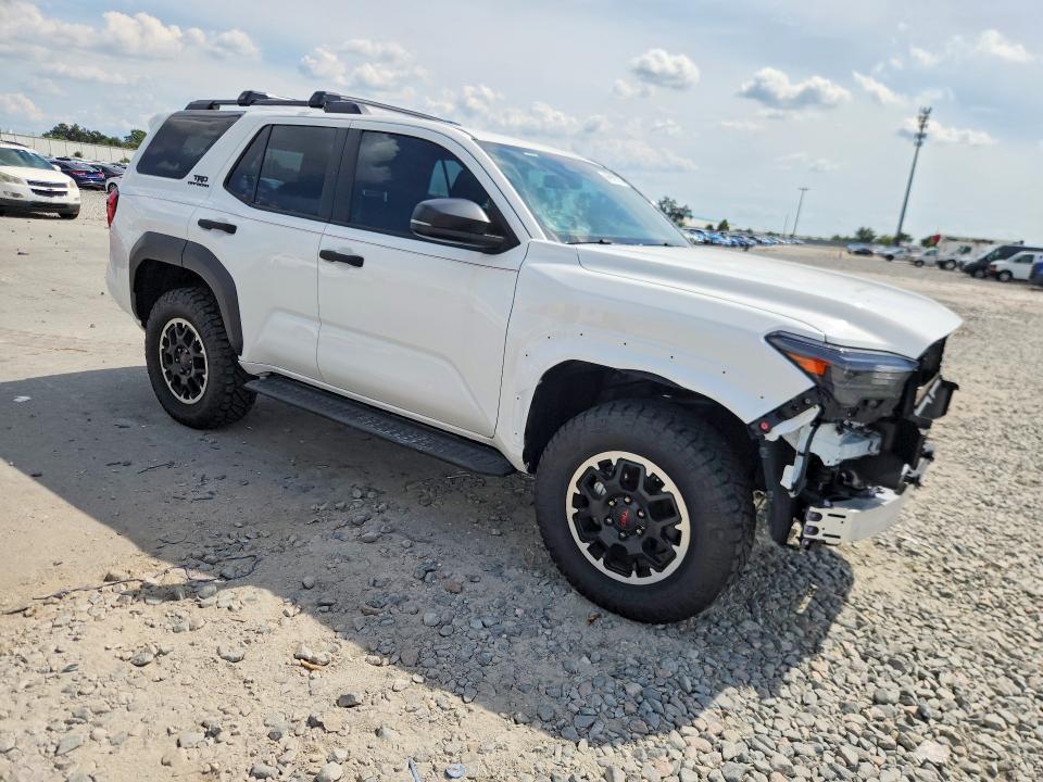Auction sale of the 2025 Toyota 4runner, vin: JTEVB5BR9S5007622, lot number: 69959216