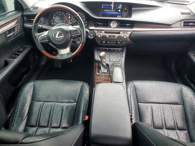 68923676 :رقم المزاد ، 58ABK1GG5GU029707 vin ، 2016 Lexus Es مزاد بيع
