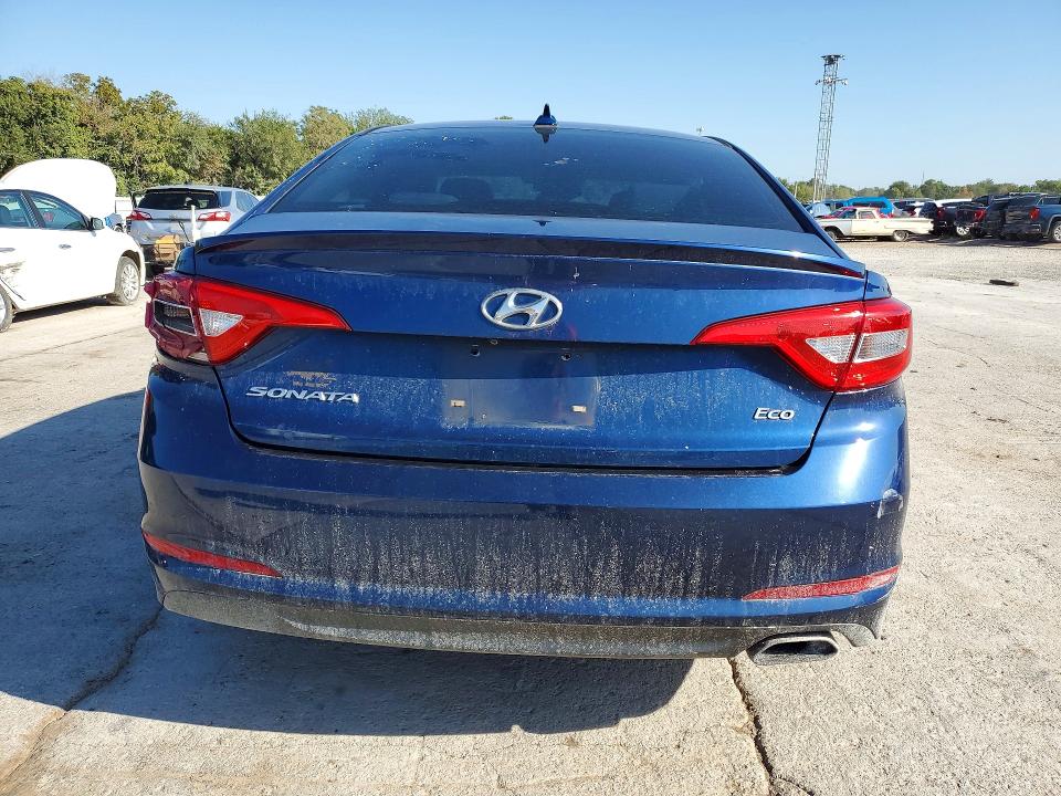 Продажа на аукционе авто 2016 Hyundai Sonata, vin: 5NPE24AA2GH262050, номер лота: 68685206