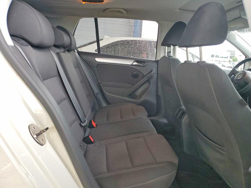 70700896 :رقم المزاد ، WVWDB7AJ9BW187766 vin ، 2011 Volkswagen Golf مزاد بيع