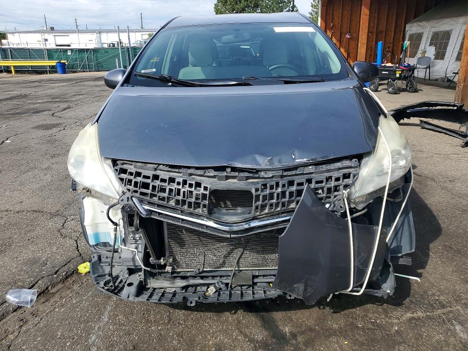 68947346 :رقم المزاد ، JTDZN3EU2C3025085 vin ، 2012 Toyota Prius V مزاد بيع