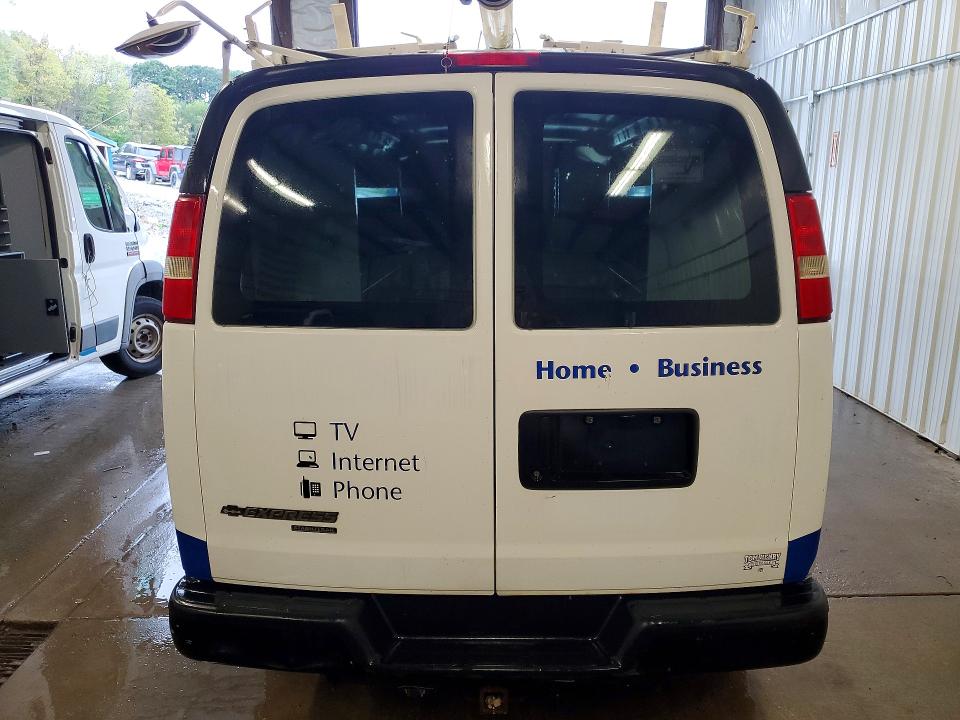 2013 Chevrolet Express G2500 მანქანა იყიდება აუქციონზე, vin: 1GCWGFCA5D1142972, აუქციონის ნომერი: 70526516