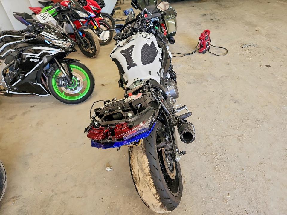 Продаж на аукціоні авто 2026 Suzuki Gsx1300, vin: JS1EJ11B6T7100411, номер лоту: 67021086