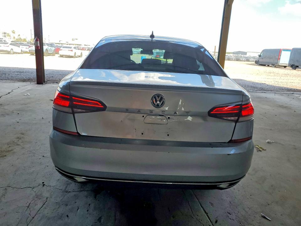 Продаж на аукціоні авто 2020 Volkswagen Passat, vin: 1VWAA7A38LC012741, номер лоту: 67913146