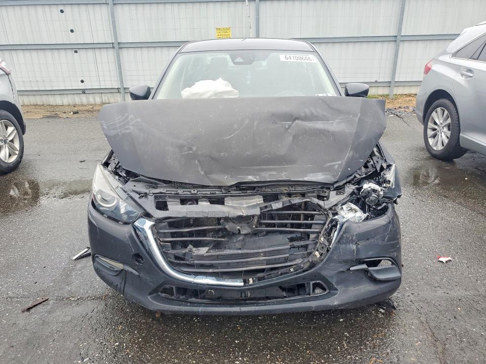 2018 Mazda 3 მანქანა იყიდება აუქციონზე, vin: 3MZBN1V33JM182730, აუქციონის ნომერი: 64100606