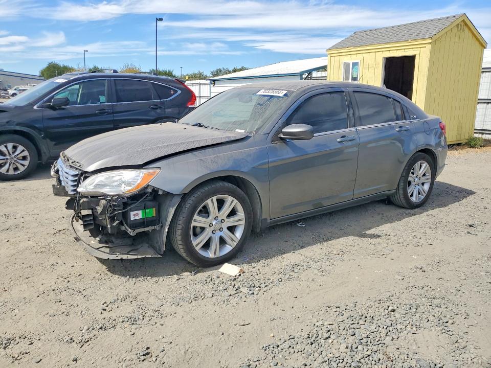 Продаж на аукціоні авто 2012 Chrysler 200, vin: 1C3CCBBG2CN277268, номер лоту: 70325566