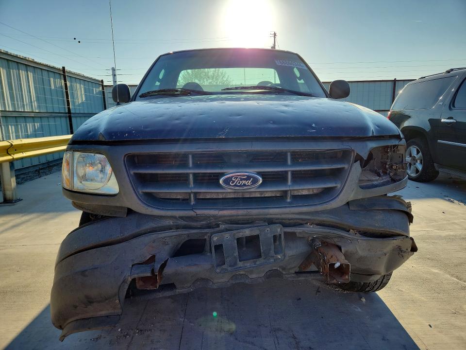 68866346 :رقم المزاد ، 2FTRF18234CA68941 vin ، 2004 Ford F-150 Heritage مزاد بيع