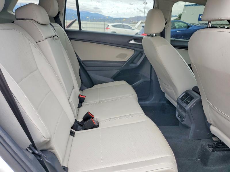 70301116 :رقم المزاد ، 3VV2B7AX1LM160169 vin ، 2020 Volkswagen Tiguan مزاد بيع