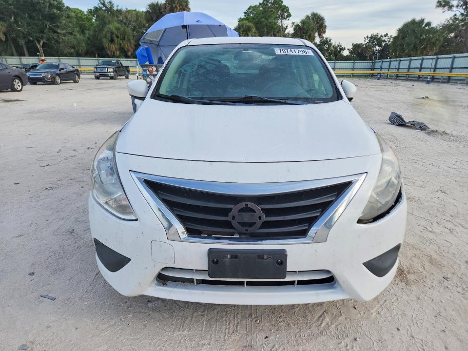 2018 Nissan Versa მანქანა იყიდება აუქციონზე, vin: 3N1CN7AP6JL885055, აუქციონის ნომერი: 70741796