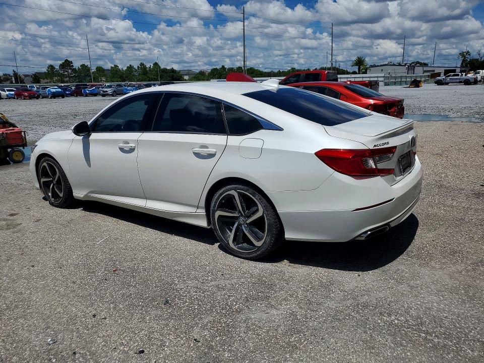 67441356 :رقم المزاد ، 1HGCV1F31JA108629 vin ، 2018 Honda Accord مزاد بيع