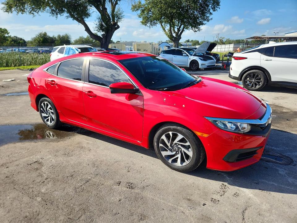 Продаж на аукціоні авто 2016 Honda Civic, vin: 2HGFC2F72GH560627, номер лоту: 69098896