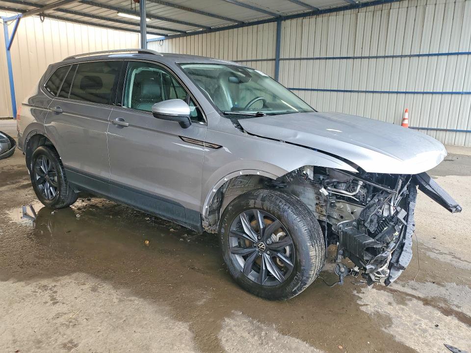 Продажа на аукционе авто 2024 Volkswagen Tiguan, vin: 3VV2B7AX8RM130966, номер лота: 70857256