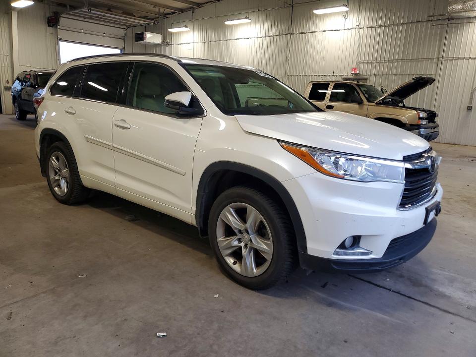 69534726 :رقم المزاد ، 5TDDKRFH2FS099228 vin ، 2015 Toyota Highlander مزاد بيع