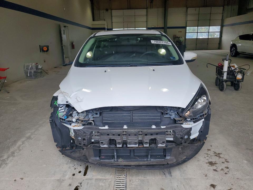 Продажа на аукционе авто 2017 Ford Focus, vin: 1FADP3M25HL213049, номер лота: 70503786