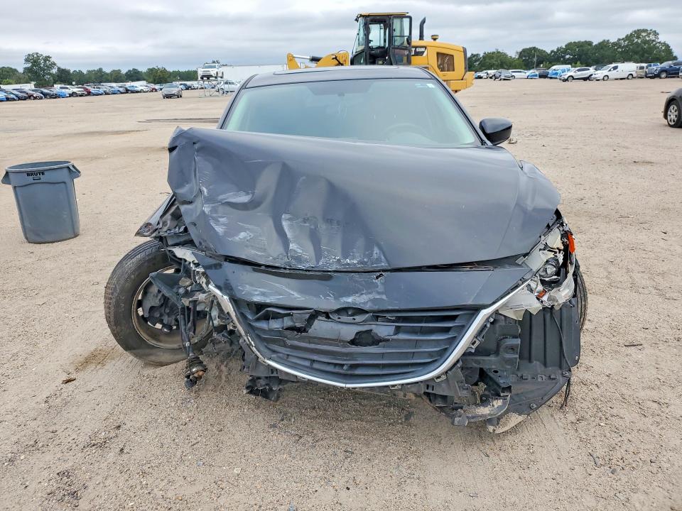 69966136 :رقم المزاد ، JM1BM1M74F1237569 vin ، 2015 Mazda 3 مزاد بيع