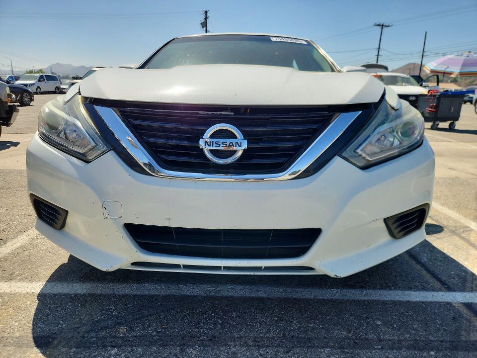 Продажа на аукционе авто 2017 Nissan Altima, vin: 1N4AL3AP4HC499345, номер лота: 70455826