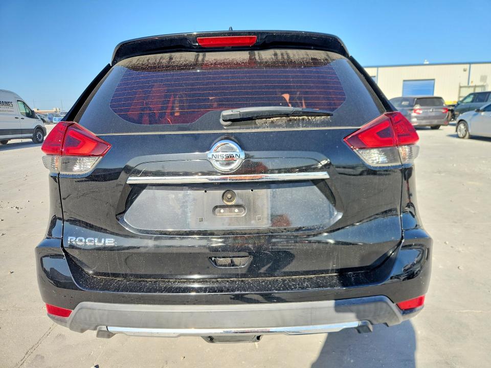 Продаж на аукціоні авто 2017 Nissan Rogue, vin: KNMAT2MT9HP608212, номер лоту: 68812266