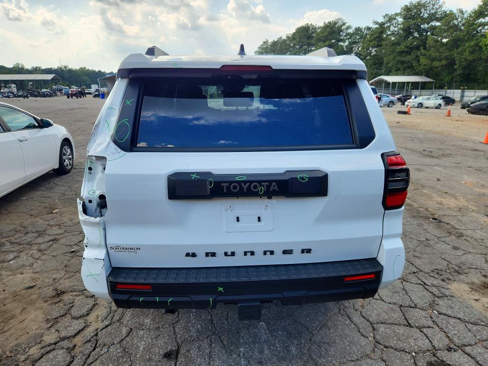 68915936 :رقم المزاد ، JTEVA5BR0S5063502 vin ، 2025 Toyota 4 Runner Sr5 مزاد بيع
