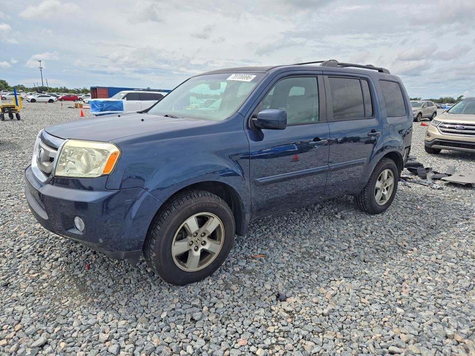 70706996 :رقم المزاد ، 5FNYF4H51BB030556 vin ، 2011 Honda Pilot مزاد بيع