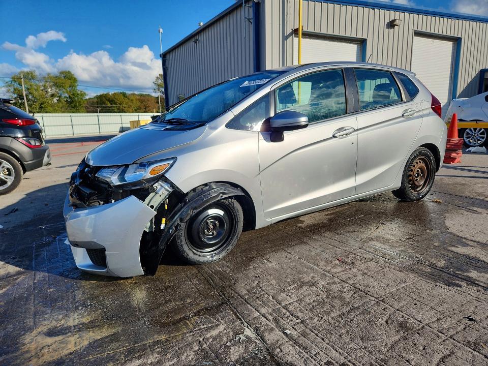 2015 Honda Fit მანქანა იყიდება აუქციონზე, vin: 3HGGK5H54FM738056, აუქციონის ნომერი: 70439026