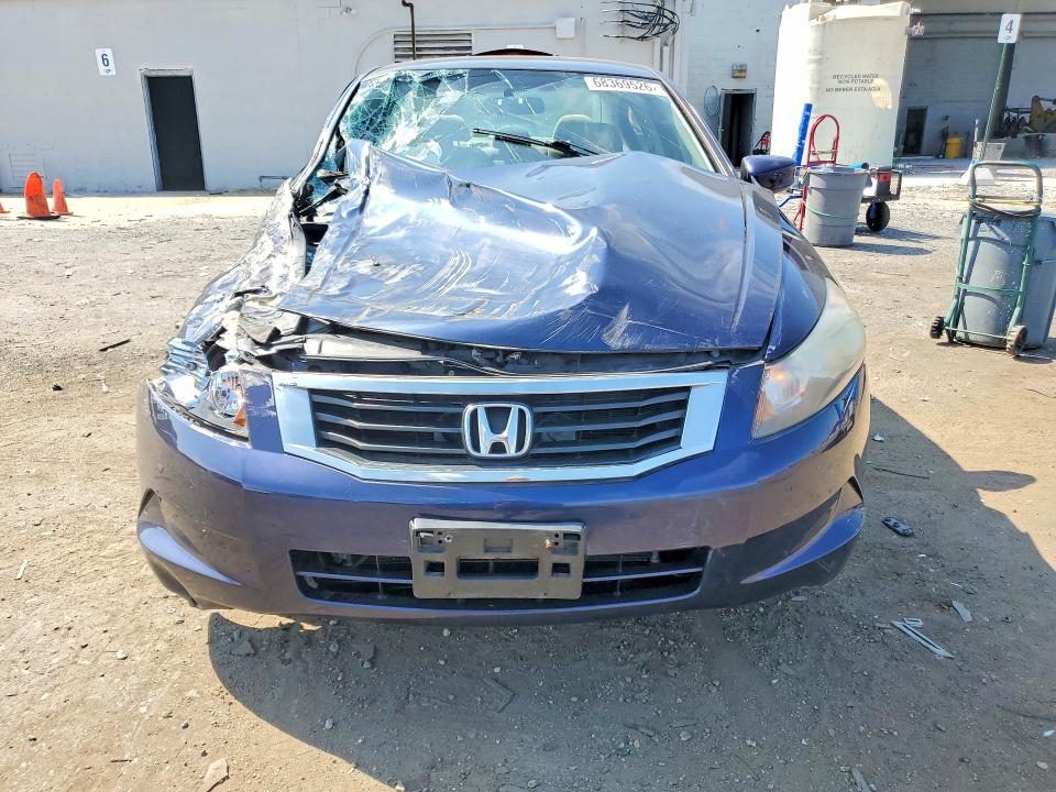 Продажа на аукционе авто 2010 Honda Accord, vin: 1HGCP2F32AA107490, номер лота: 68369526