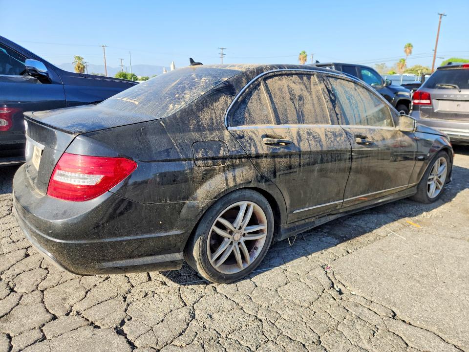 Продажа на аукционе авто 2012 Mercedes-benz C, vin: WDDGF4HB8CA609187, номер лота: 68851396