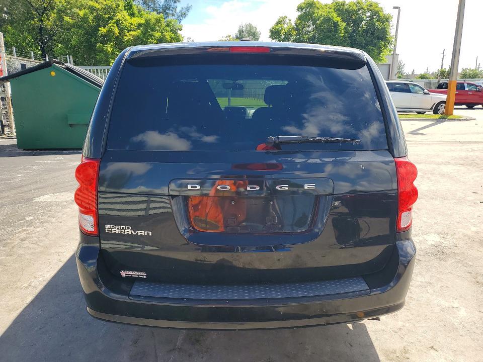 2016 Dodge Grand Caravan მანქანა იყიდება აუქციონზე, vin: 2C4RDGBG4GR182400, აუქციონის ნომერი: 70635146