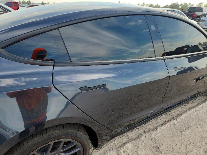 2026 Tesla Model 3 მანქანა იყიდება აუქციონზე, vin: 5YJ3E1EA6TF157981, აუქციონის ნომერი: 70696926