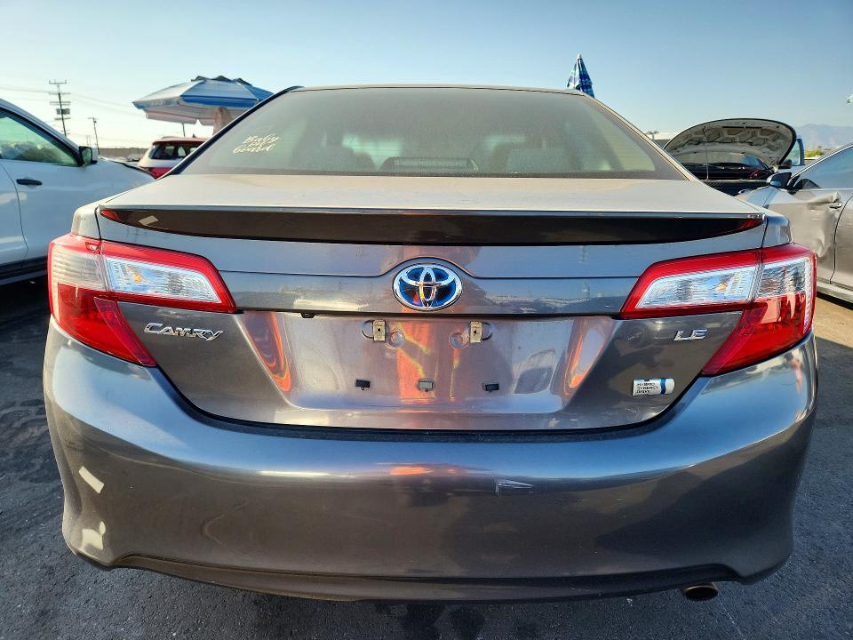 69449986 :رقم المزاد ، 4T1BD1FK8EU137436 vin ، 2014 Toyota Camry Hybrid مزاد بيع