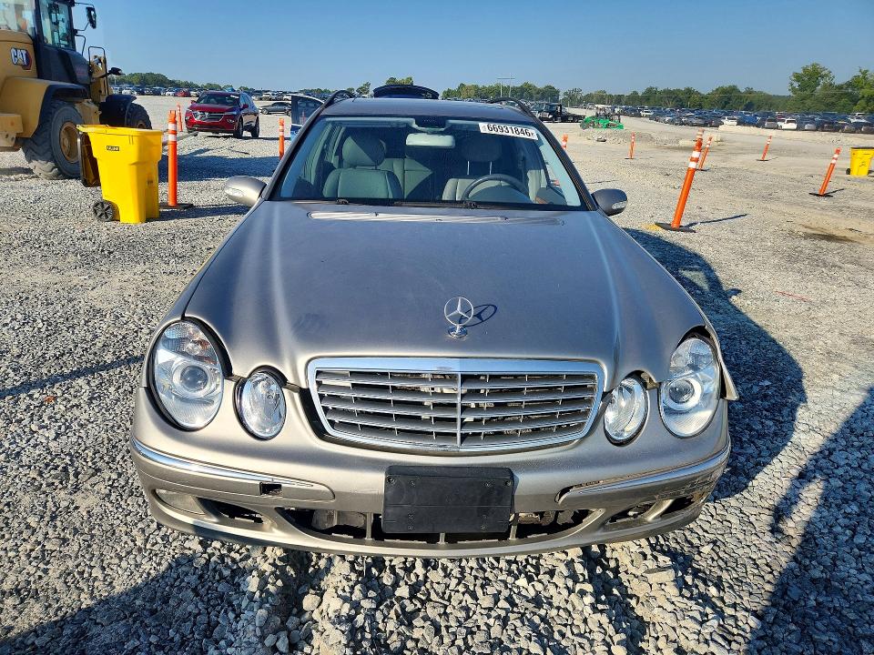 Продажа на аукционе авто 2005 Mercedes-benz E, vin: WDBUH82J65X167698, номер лота: 66931846