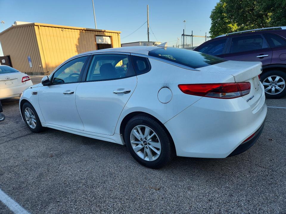68103776 :رقم المزاد ، KNAGT4L37G5088901         vin ، 2016 Kia Optima مزاد بيع