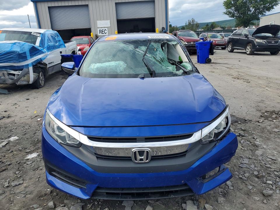 Продаж на аукціоні авто 2018 Honda Civic, vin: 2HGFC2F50JH610317, номер лоту: 68546756