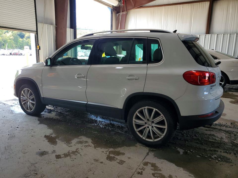 69093076 :رقم المزاد ، WVGBV7AX4GW585649         vin ، 2016 Volkswagen Tiguan مزاد بيع