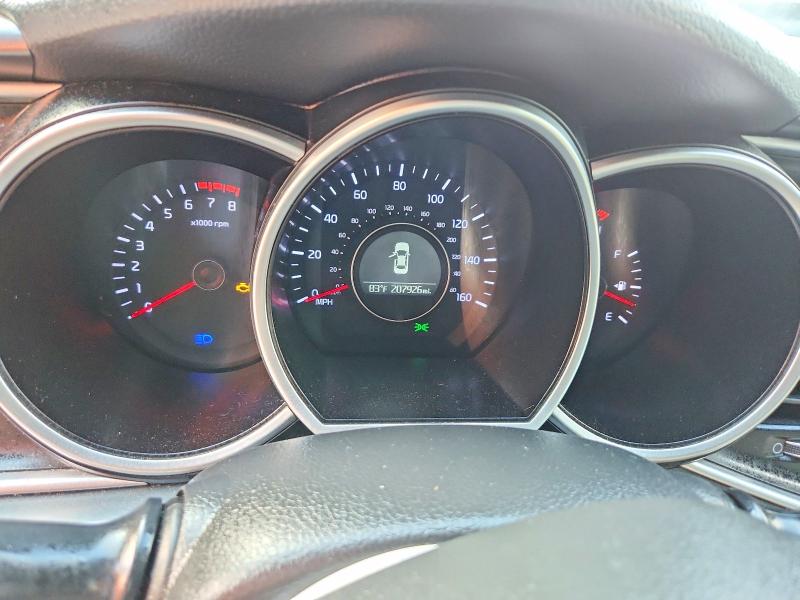 68737056 :رقم المزاد ، 5XXGM4A7XFG421947 vin ، 2015 Kia Optima مزاد بيع