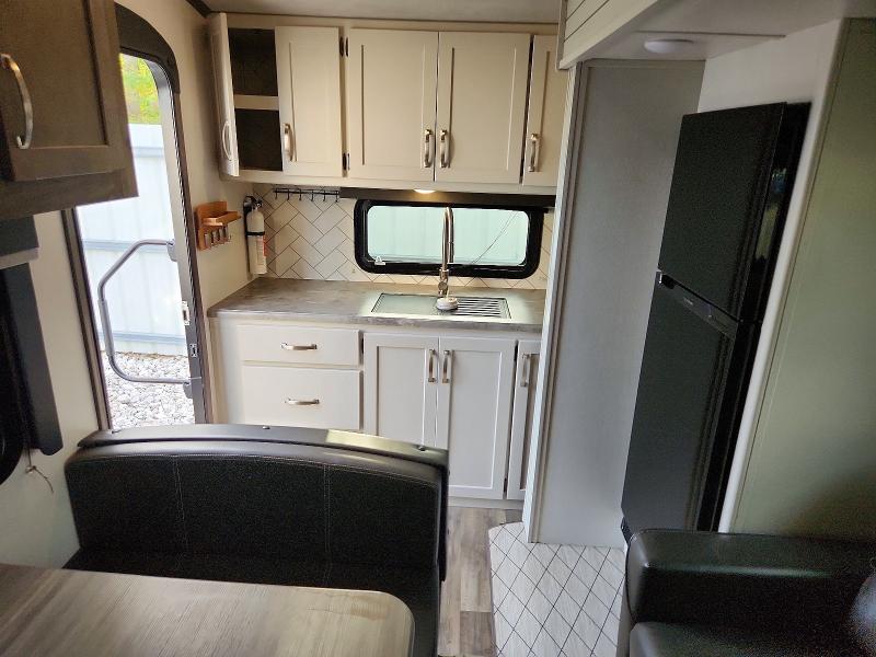 2023 Keystone Cougar მანქანა იყიდება აუქციონზე, vin: 4YDFCGJ26PV504394, აუქციონის ნომერი: 69143786