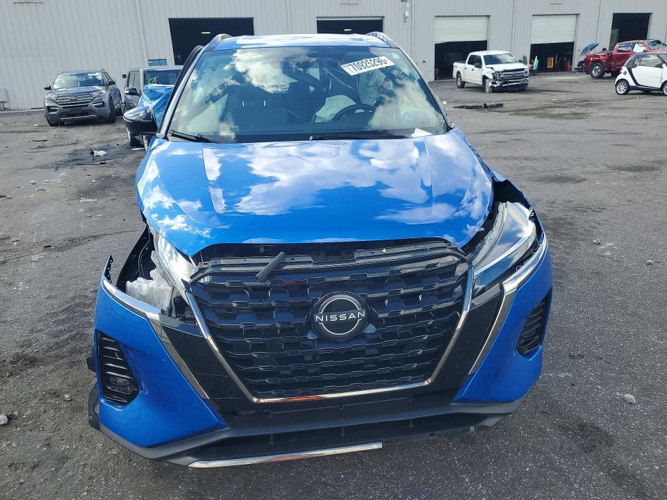 2023 Nissan Kicks მანქანა იყიდება აუქციონზე, vin: 3N1CP5DV2PL500110, აუქციონის ნომერი: 70925296