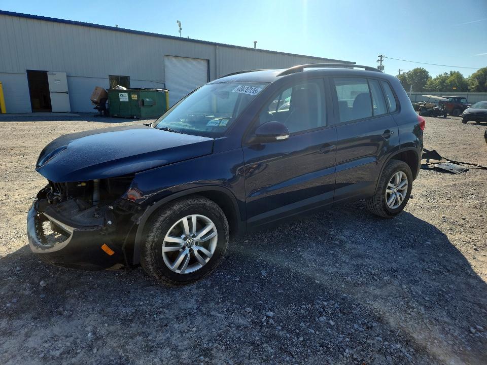 68039126 :رقم المزاد ، WVGBV7AX4GW587529 vin ، 2016 Volkswagen Tiguan مزاد بيع